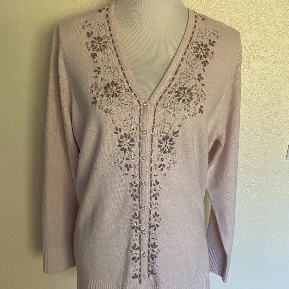 Avenue Beaded Embroidered Neckline Button Front Cardigan Sweater Sz 14/16